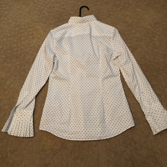 Banana republic “Riley” shirt - Picture 2 of 2